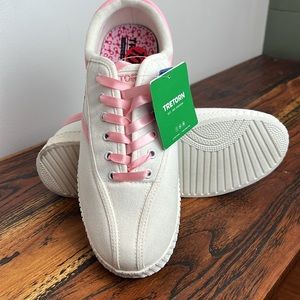 Tretorn sneakers pink and white
